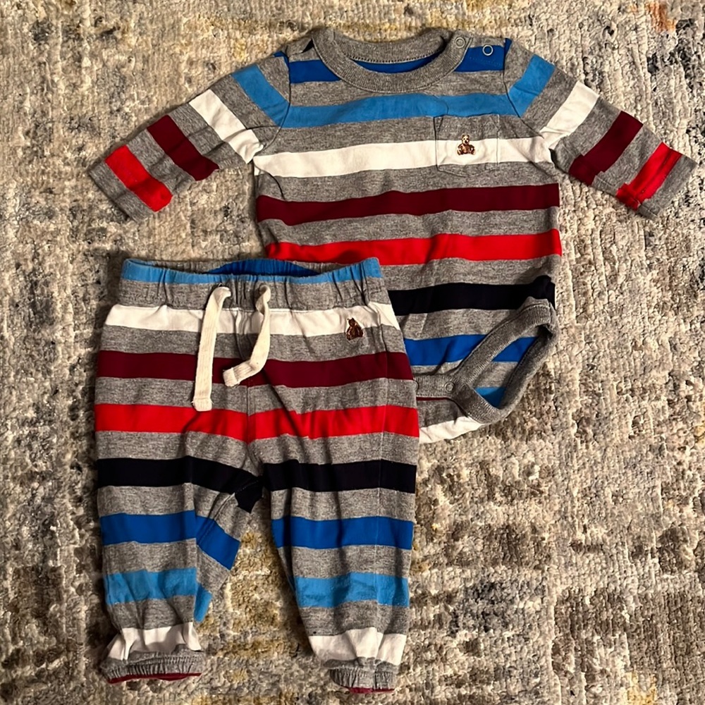 Gap Coordinated Striped Outfit